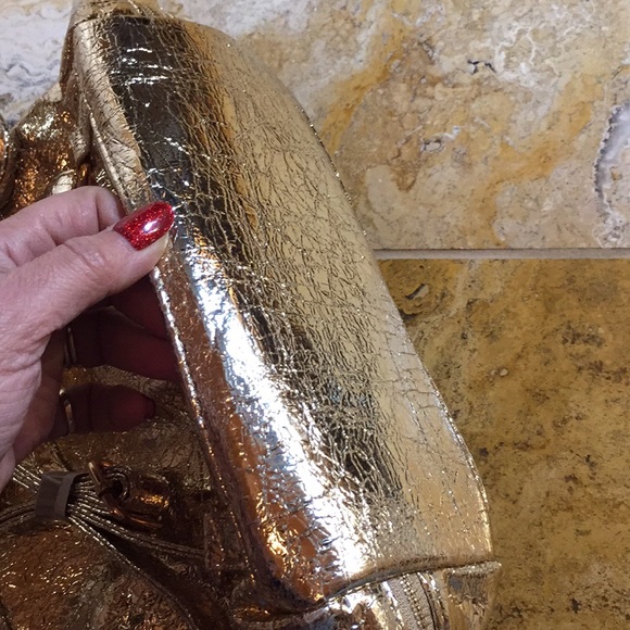 Hello 3am gold crinkle expandable backpack/zippers - Picture 3 of 8